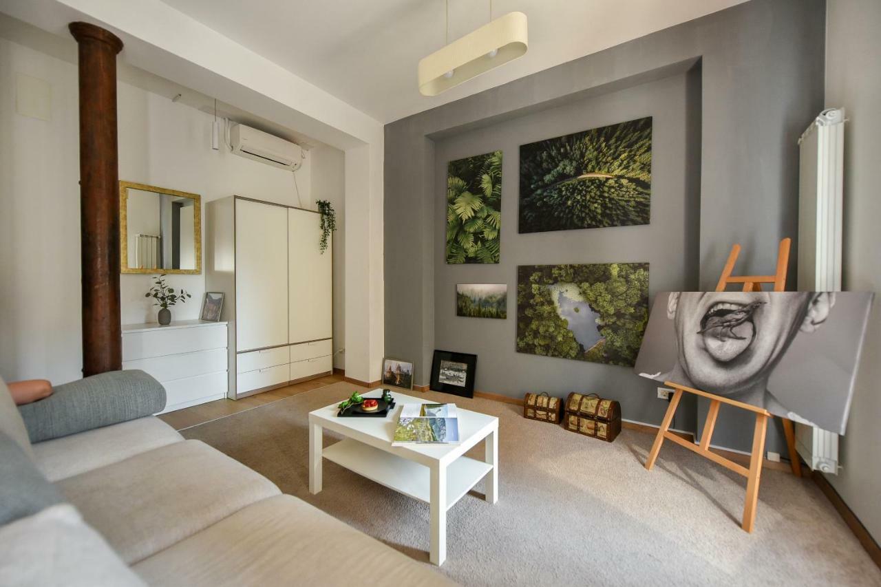 Best Location Old Town - New Studio Bukarest Eksteriør billede